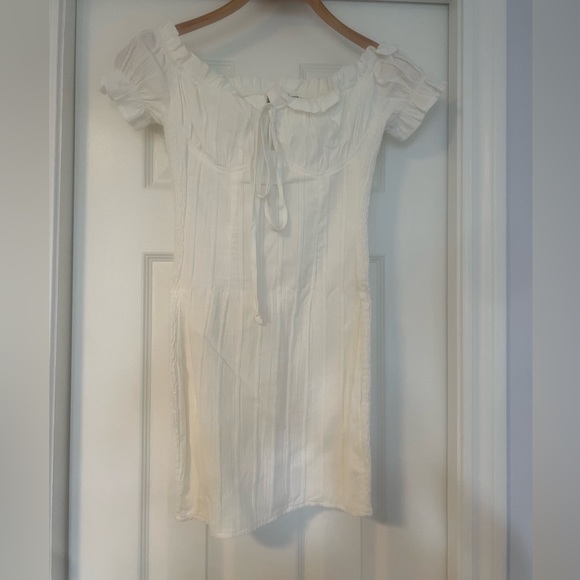 Sundae Muse, White Mini dress - Picture 2 of 2